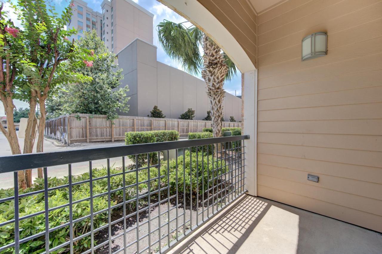 Cozy Apt Nrg Pool,Wi-Fi, Free Parking, Petsok! Houston Exteriör bild