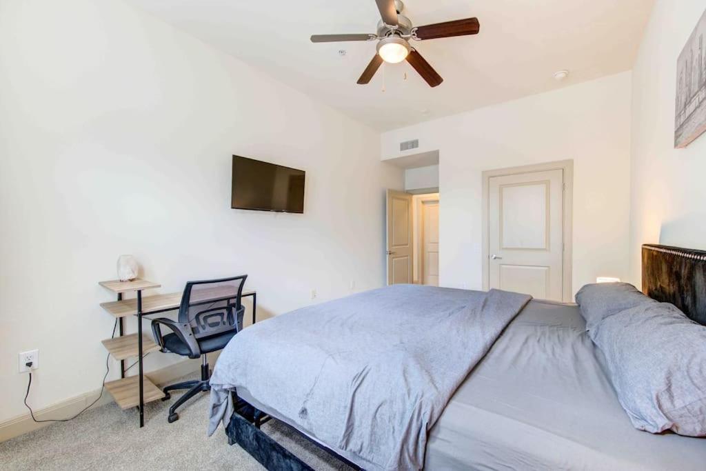 Cozy Apt Nrg Pool,Wi-Fi, Free Parking, Petsok! Houston Exteriör bild